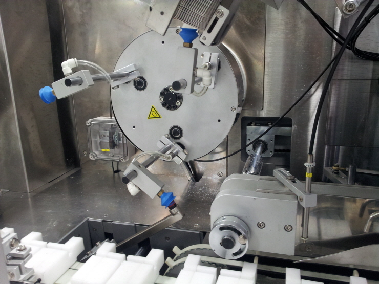 Drum device for kp200 carton supply
